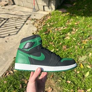 Jordan 1 Pine Green